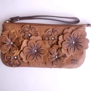 Mac & Jac Brown Clutch Purse Built In Wallet 4x8" Wrist Strap - Picture 1 of 6