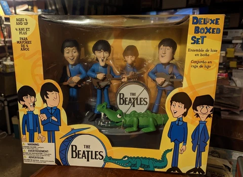 THE BEATLES 2005 McFarlane   Deluxe Action Figure Box SET NEW IN BOX Cover