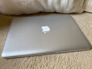 Apple MacBook Pro A1278 13.3 inch Laptop - MD313LL/A (October, 2011) - Picture 1 of 12