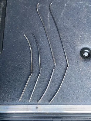 Buick LeSabre Wildcat 1965 1966 protectores de borde de puerta de 4 puertas 980977 Foto 1 de 2