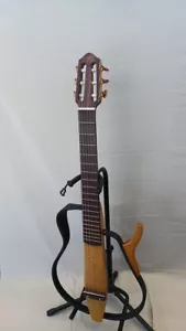 Yamaha SLG200NW Chitarra elettrica acustica silenziosa testata dal Giappone - Foto 1 di 15