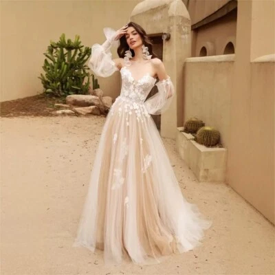 Elegante Vestido de Novia Línea A Tul Encaje Cuello en V Vestido de Novia Mangas Abullonadas Foto 1 de 4