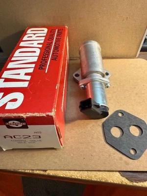 Válvula de control de aire de ralentí estándar (SMP) AC23 para Ford Bronco 87-93 nuevo de stock envío gratuito Foto 1 de 4