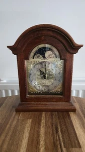 HOWARD MILLER DUAL CHIME MANTEL CLOCK / TABLE MOON CLOCK 630-130 - Picture 1 of 17