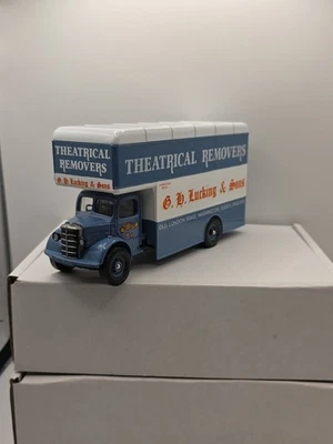CORGI CLASSICS  Bedford THEATRICAL REMOVERS Truck Luckings 97091 NEW IN BOX MINT - Image 1 of 4