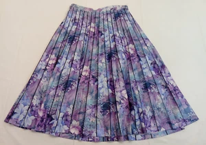 Faltenrock mit Blumenmuster in Lila & Blau – RN:46 - Bild 1 von 5