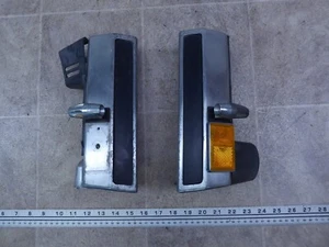 1984 Honda VF700C Magna V45 H1736) left and right front radiator trims set - Picture 1 of 12