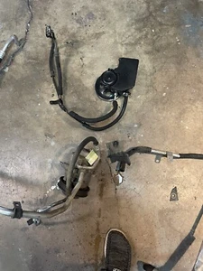 04-07 Colorado/canyon Power Steering Pump + Lines - Picture 1 of 1