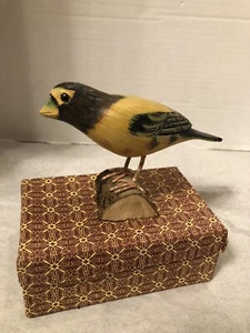 Vintage Wooden Hand Carved Golden Finch With Wire Legs And Wood Base - Picture 1 of 5