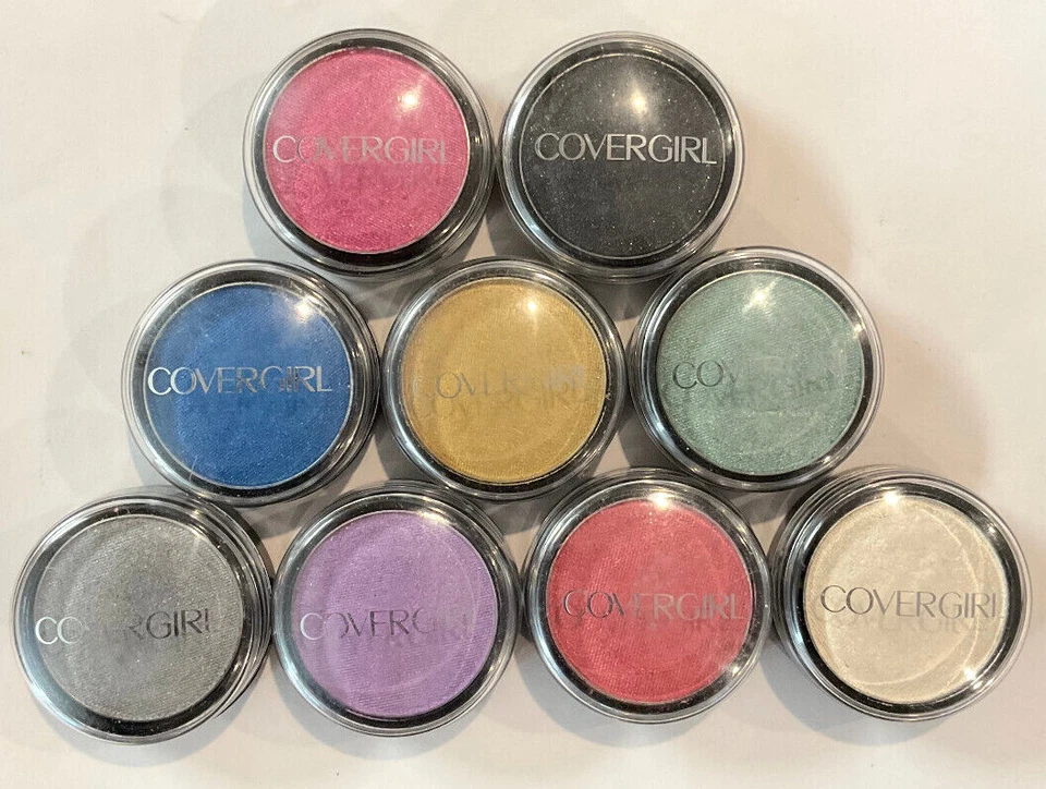 B1,G1 AT 20% OFF (add 2) CoverGirl Flamed Out Shadow Pot Eye Shadow (W/ SMUDGE) - Image 1 of 1