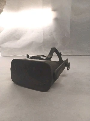 Meta Oculus Rift CV1 VR Headset ONLY - Image 1 of 4