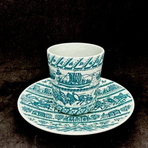 DÄNEMARK Vintage Nymolle Hoyrup Demitasse Tasse & Untertasse Kunst Fayence Schlacht/Krieger - Bild 1 von 10