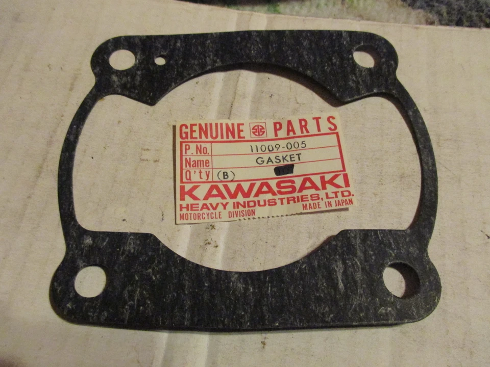 Прокладка основания цилиндра NOS Kawasaki от оригинального производителя 1965 - 1967 J1 J1T J1TL J1TR 11009-005 - Изображение 1 из 1
