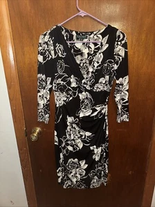 Vestido largo ceñido al cuerpo floral cuello en V negro Lauren Ralph Lauren para mujer talla 4P - Imagen 1 de 6
