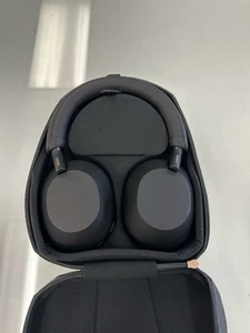 Sony YY2954 Active Noise Cancellation Headphones Black WH-1000XM5 - Picture 1 of 6