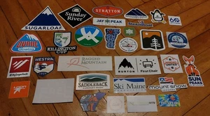 30 Diff Ski Snowboard Resort AUFKLEBER Sammlung Lot ZUCKERHUT Stratton SUGARBUSH - Bild 1 von 1