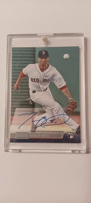 Topps Stadium Club 2014 - Autógrafos Mookie Betts #SCA-MBE (AU, RC) Foto 1 de 2