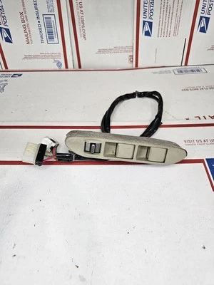 2003-2006 Infiniti G35 COUPE 2 DOOR LEFT Driver Seat Position Control Switch OEM - Image 1 of 4
