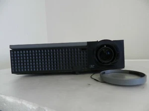 Dell 1409X DLP Projector 1080i 2500 ANSI Lumens AS IS - Picture 1 of 8