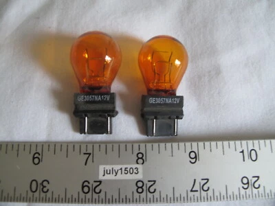 (2) NUEVA GE 3057NA Bombilla de lámpara miniatura 27w 7w cuña de plástico 12 voltios S8 (suelta) Foto 1 de 2