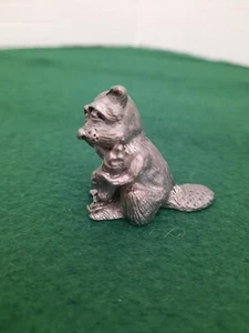 Miniature Pewter Beaver - Picture 1 of 2
