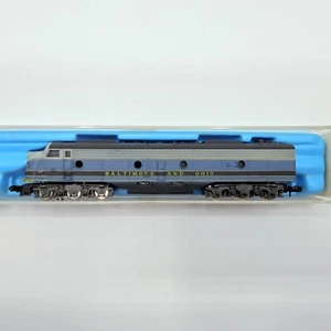Rivarossi 9151 N Scale E-8 Diesel Locomotive - Baltimore & Ohio - Picture 1 of 6