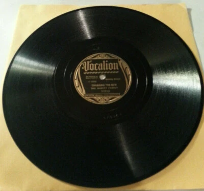 THE MASSEY FAMILY Vocalion 03063 DRAGGING THE BOW Curt Hot Fiddle 78 - Image 1 of 2