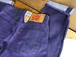 Las mejores ofertas en Pantalones vaqueros para hombres púrpura Levi's en  30 desde entrepierna | eBay