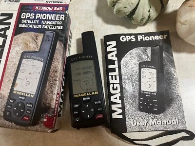 ** Magellan** GPS Pioneer vintage - Image 1 of 4