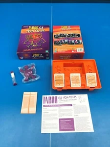 Taboo ' Gé Tono Corpo Version 2000 - Gioco Di Società Completo Hasbro Cartolina - Foto 1 di 7