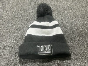 New York Giants Beanie New Era NY Patch Cuffed Pom Center Hat Black Grey Cap - Picture 1 of 5