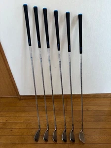 XXIO 8 Iron 6pcs 5 Steel R Flex IOMIC grips - Picture 1 of 8