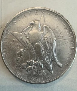 1935 D Texas Commemorative Silver Half Dollar - Picture 1 of 11
