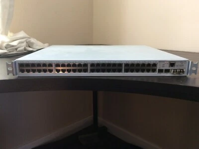 3COM SuperStack 3 3870 48 port switch (44 port + 4 SFP) 3CR17451-91 - Image 1 of 4