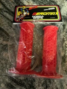 !! OLD SCHOOL COBRA F1 BMX BIKE GRIPS RED W/ VINTAGE OAKLEY DECAL FUAN SHAPE - Picture 1 of 8