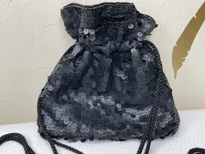 Bolsa de noite Morgan Taylor preta com lantejoulas tiracolo cordão - Imagem 1 de 4