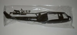 REVELL UH-1D HUEY 85-5536 ⭐PARTS⭐STRB MAIN CABIN & TAIL BOOM+MORE 1/32 - Picture 1 of 3