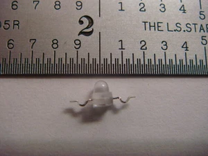 500 Small RED Surface Mount LED's - AGILENT QLMP-Q162 - NEW and  UNUSED - Picture 1 of 10