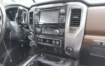 Nissan Titan XD 2016-2020 AC/CALENTADOR CONTROL TEMPERATURA PLATINUM 1528972 Foto 1 de 4