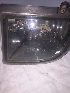 OEM 2002 2003 2004 2005 SATURN VUE R. CORNER/PARK DRIVERS LIGHT FOG  - Picture 1 of 4