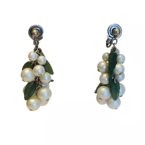 VTG Waterfall Earrings Pearl Beaded Dangle Carved Leaf Lucite Flashy 80s beads - Picture 1 of 4