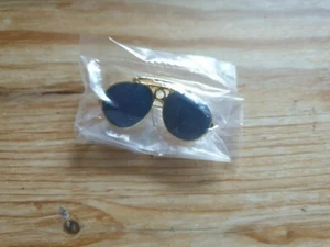 Occhiali da sole aviatore biker smalto spilla distintivo - Foto 1 di 1