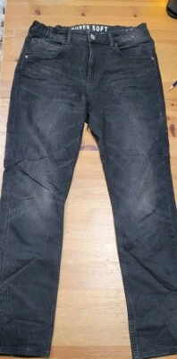 Pantalones de mezclilla H&M negros lavados súper suaves ajustados para niños EE. UU. 13-14 años ¡En muy buen estado!  Foto 1 de 4