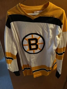 Vintage Boston Bruins hockey sweater/jersey, very old. Classic piece - Picture 1 of 3
