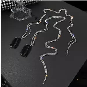4 Stück Haarschmuck Strass Kette Clips schmutziger Zopf Haargummis schnell gratis - Bild 1 von 8