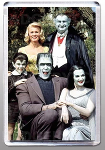 THE MUNSTERS LARGE FRIDGE MAGNET Style 'B' - CLASSIC RETRO COOL! - Picture 1 of 1