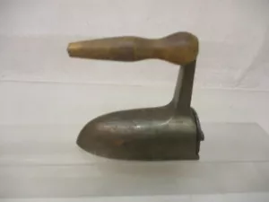 x-19755 Altes Kinder-Bügeleisen L: ca. 105 mm mit Kern, mit Gebrauchsspuren - Bild 1 von 6