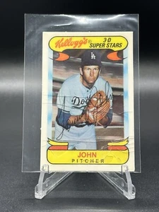 1978 Kellogg's 3D Super Stars Baseball Tommy John #36 *DAMAGED* - Picture 1 of 2