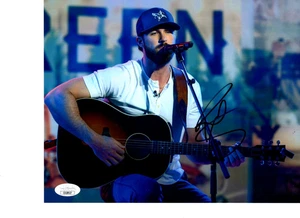 RILEY GREEN COUNTRY MUSIC STAR SIGNED 8X10 PHOTO W/JSA #2 - Picture 1 of 1