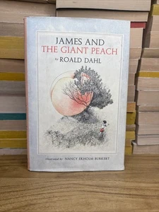 JAMES AND THE GIANT PEACH by Roald DAHL illustrated by Nancy Ekholm Burkert 1961 - Picture 1 of 11